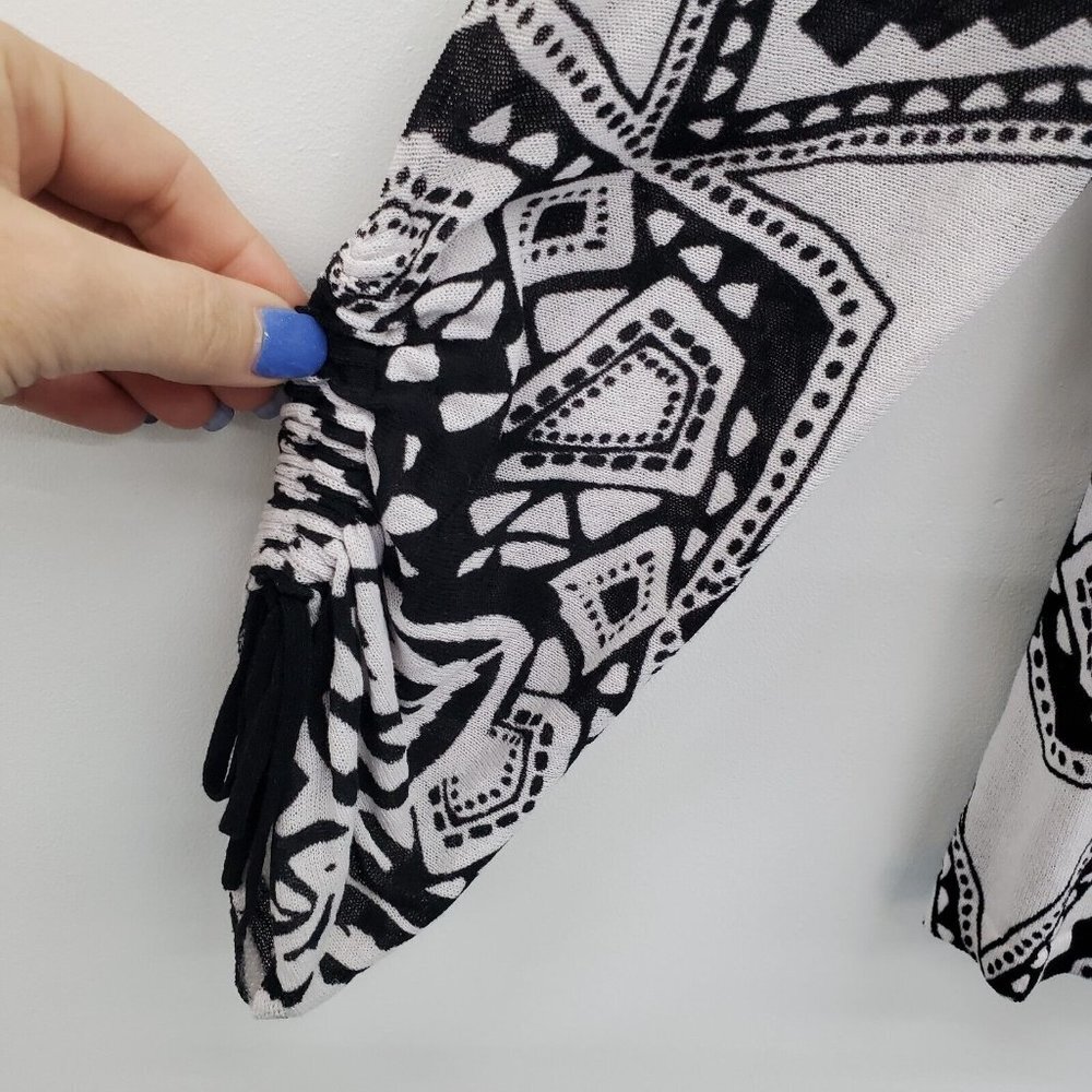 Chico's Womens Black White Open Front Cardigan Sweater Size 2 (L) Ruched Sleeves - Picture 7 of 14